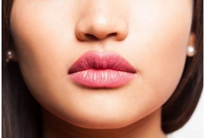 How to prevent dry lips? Tips to cure chapped lips fast?